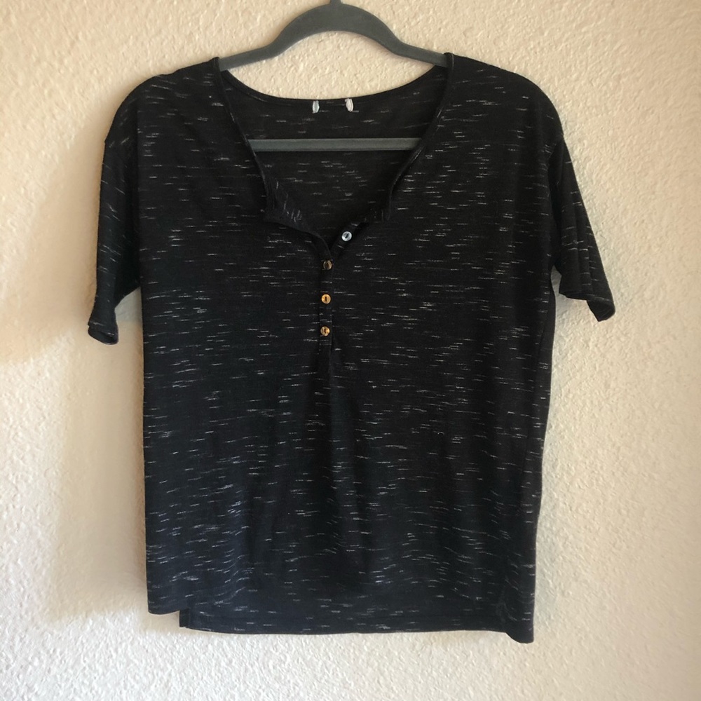 ⭐️ Boxy, Flowy Top w Tight Sleeves